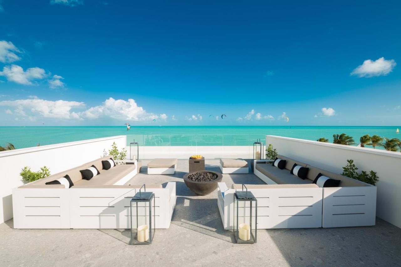 H2O Lifestyle Resort Long Bay Buitenkant foto