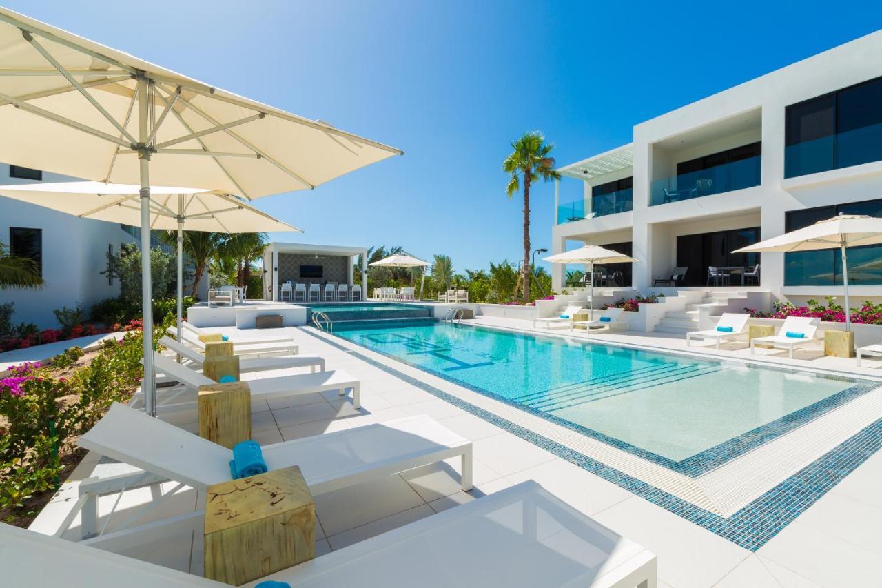H2O Lifestyle Resort Long Bay Buitenkant foto