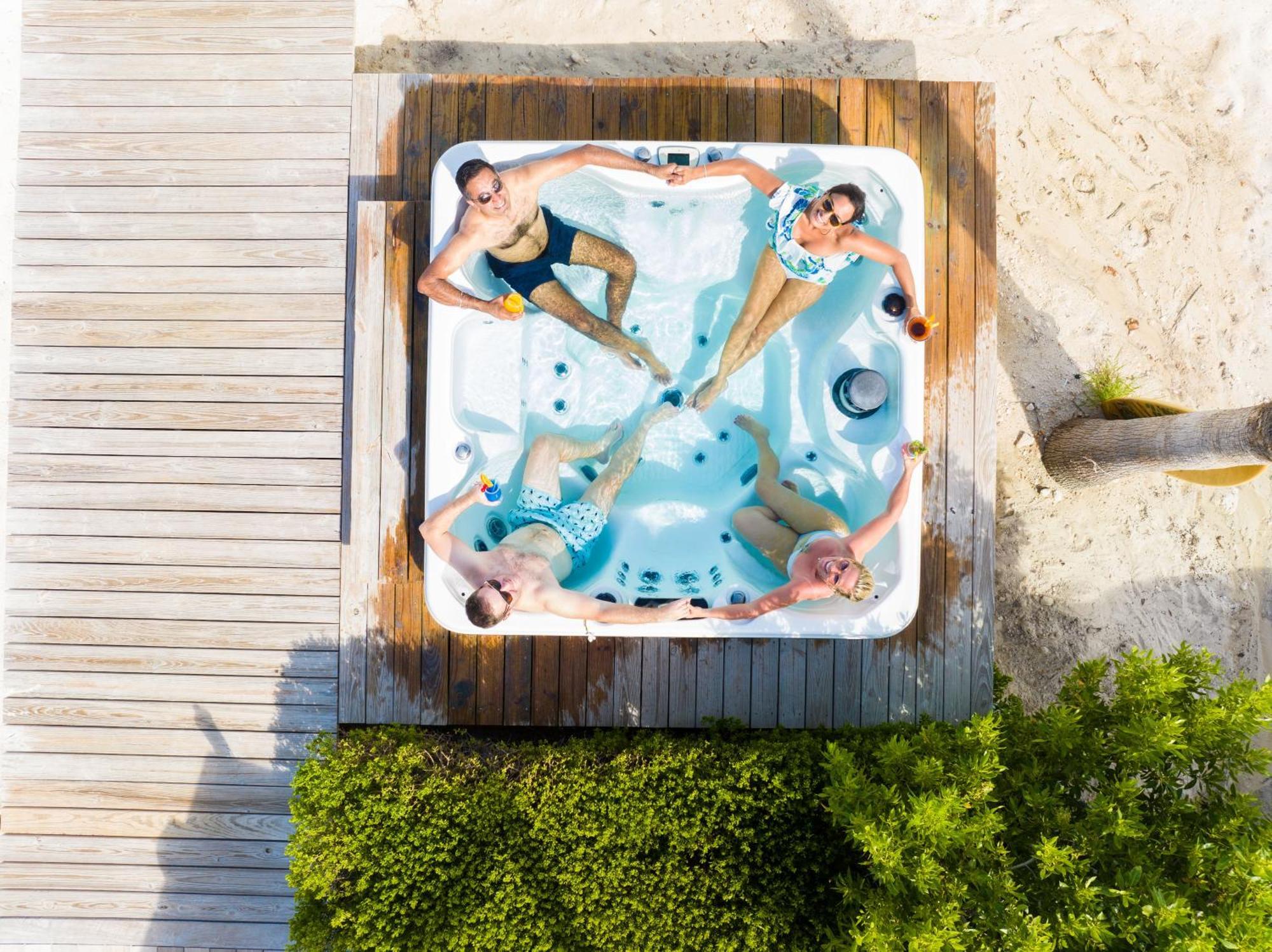 H2O Lifestyle Resort Long Bay Buitenkant foto